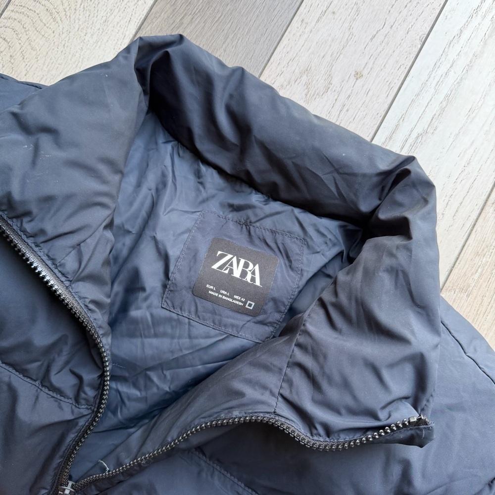 Zara Men's Dark Puffer Jacket - Picture 2 of 6